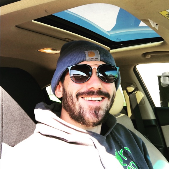 Meet your Posher, Anthony - Picture 1 of 5